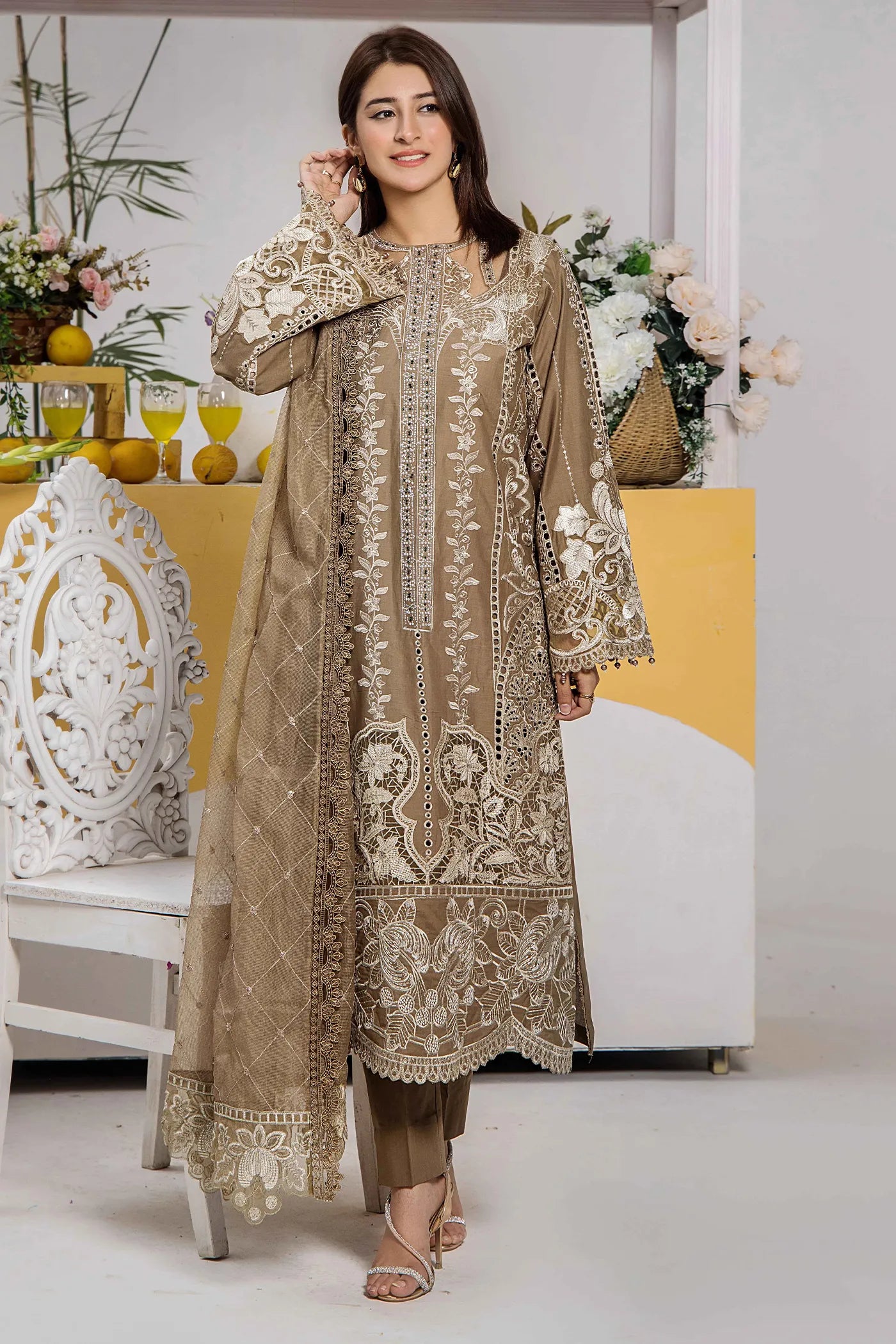 Mahnoor 0054
