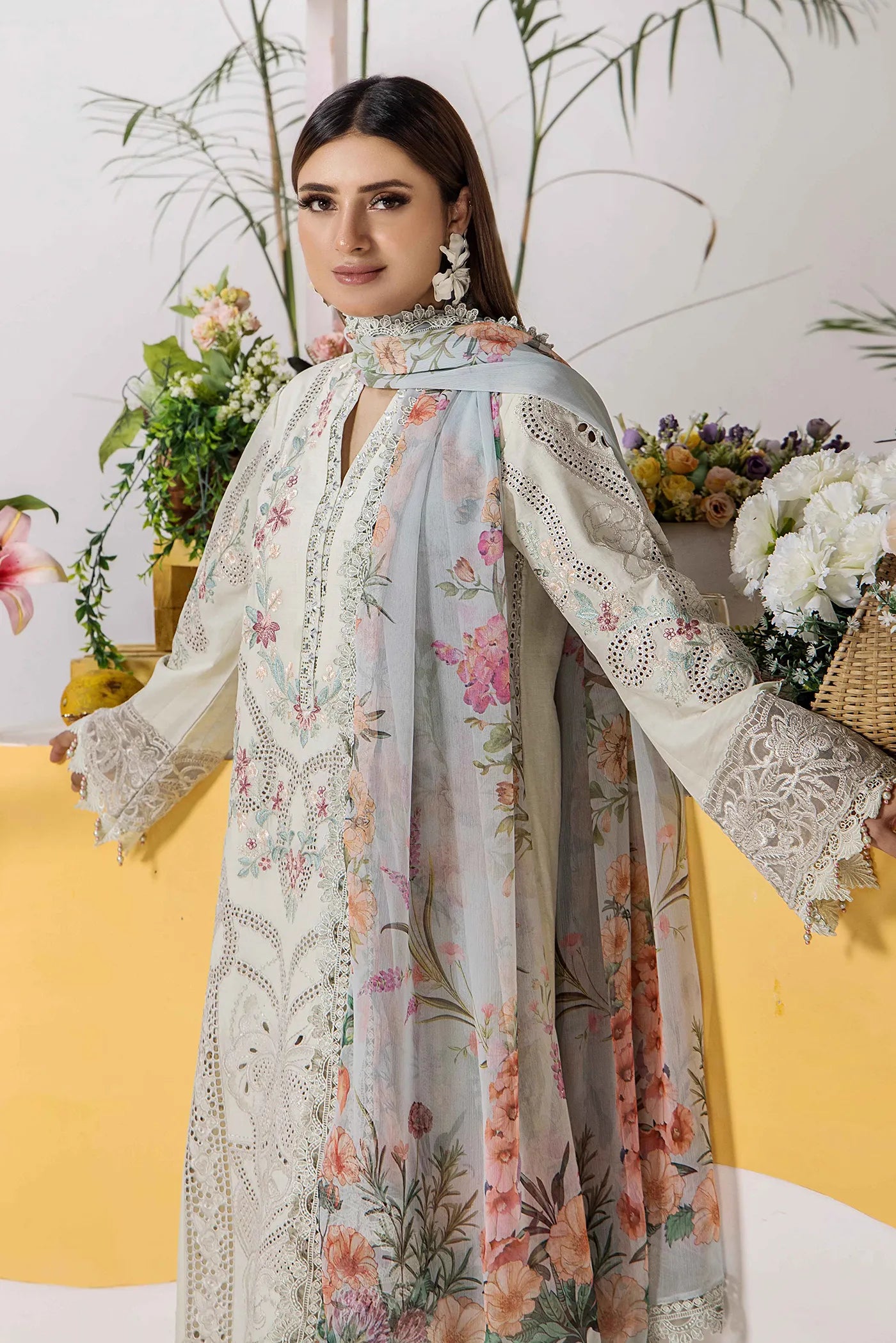 Mahnoor 0057