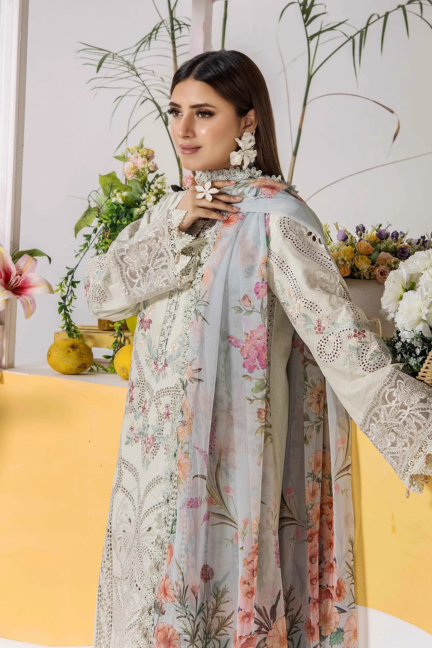 Mahnoor 0057